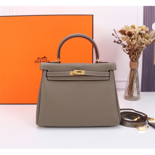Hermes AAA Quality Handbags For Women #1191931