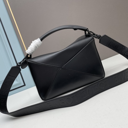 Replica LOEWE AAA Quality Messenger Bags For Women #1192008 $132.00 USD for Wholesale