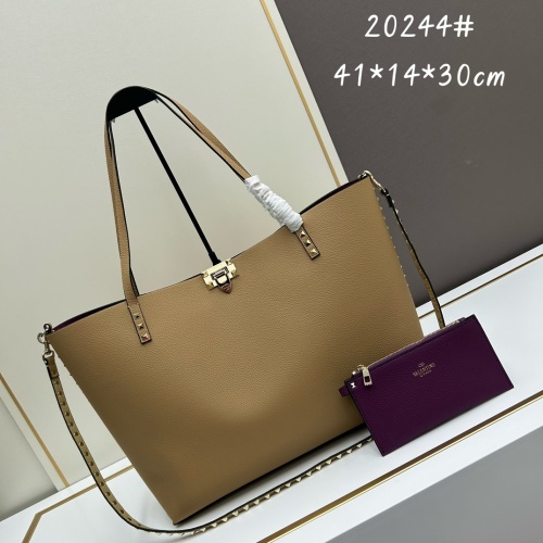 Valentino AAA Quality Shoulder Bags For Women #1192184 $102.00 USD, Wholesale Replica Valentino AAA Quality Shoulder Bags