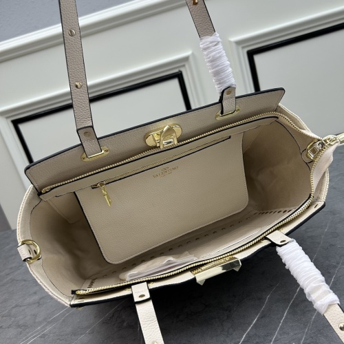 Replica Valentino AAA Quality Shoulder Bags For Women #1192186 $102.00 USD for Wholesale