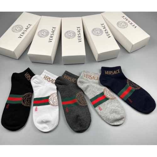 Versace Socks #1192980 $27.00 USD, Wholesale Replica Versace Socks