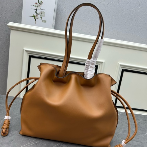 LOEWE AAA Quality Shoulder Bags For Women #1193439 $175.00 USD, Wholesale Replica LOEWE AAA Quality Shoulder Bags