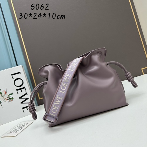LOEWE AAA Quality Messenger Bags For Women #1193457 $170.00 USD, Wholesale Replica LOEWE AAA Messenger Bags