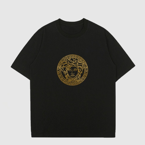 Versace T-Shirts Short Sleeved For Unisex #1195217 $27.00 USD, Wholesale Replica Versace T-Shirts