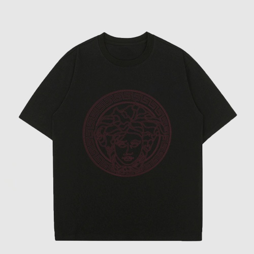 Versace T-Shirts Short Sleeved For Unisex #1195221 $27.00 USD, Wholesale Replica Versace T-Shirts