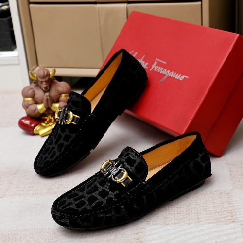 Salvatore Ferragamo Leather Shoes For Men #1195811