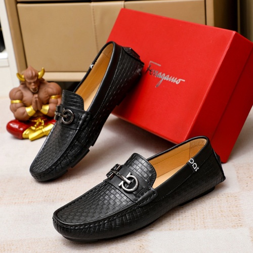 Salvatore Ferragamo Leather Shoes For Men #1195814