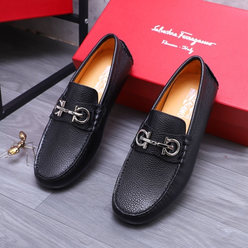 Salvatore Ferragamo Leather Shoes For Men #1196143