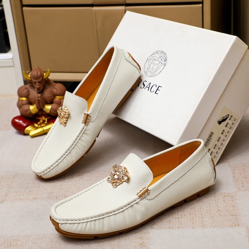 Versace Leather Shoes For Men #1196376