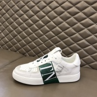 $80.00 USD Valentino Casual Shoes For Men #1186558