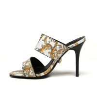 $80.00 USD Versace Sandal For Women #1187382