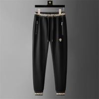 $85.00 USD Versace Tracksuits Long Sleeved For Men #1187943