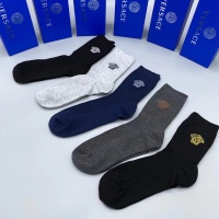 $29.00 USD Versace Socks #1189630