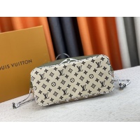 $64.00 USD Louis Vuitton AAA Quality Shoulder Bags For Women #1191197
