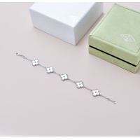 $22.00 USD Van Cleef & Arpels Bracelets For Women #1191565