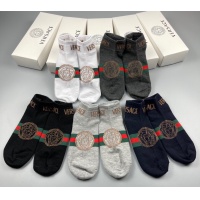 $27.00 USD Versace Socks #1192980