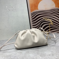 $96.00 USD Bottega Veneta BV AAA Quality Messenger Bags For Women #1193286