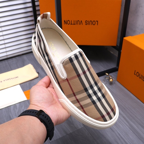 Replica Burberry Casual Shoes For Men #1196737 $68.00 USD for Wholesale