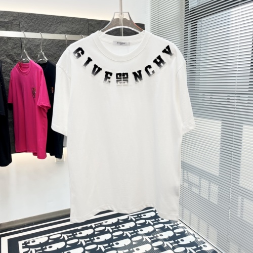 Givenchy T-Shirts Short Sleeved For Unisex #1196902 $42.00 USD, Wholesale Replica Givenchy T-Shirts