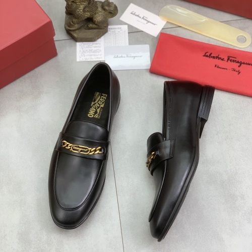 Salvatore Ferragamo Leather Shoes For Men #1197030