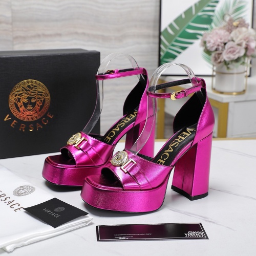 Versace Sandal For Women #1197972