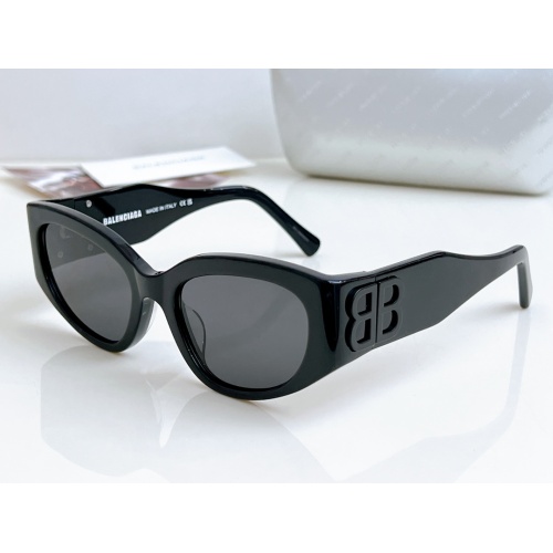 Balenciaga AAA Quality Sunglasses #1198886
