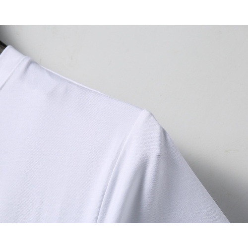 Replica Fendi T-Shirts Short Sleeved For Men #1199900 $25.00 USD for Wholesale