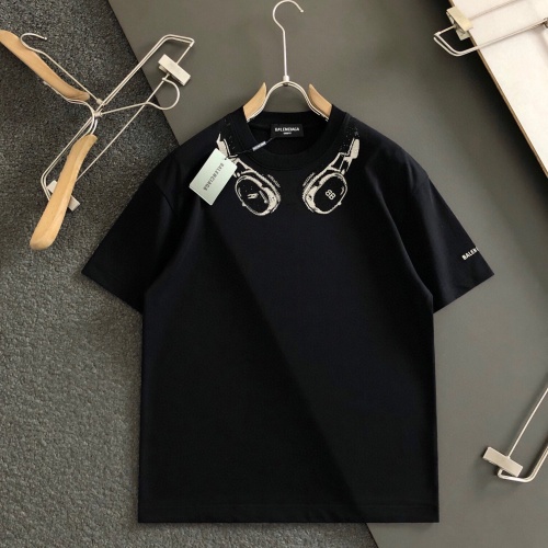 Balmain T-Shirts Short Sleeved For Unisex #1200300 $60.00 USD, Wholesale Replica Balmain T-Shirts