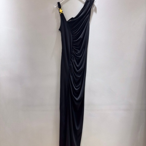 Versace Dresses Sleeveless For Women #1201949 $102.00 USD, Wholesale Replica Versace Dresses