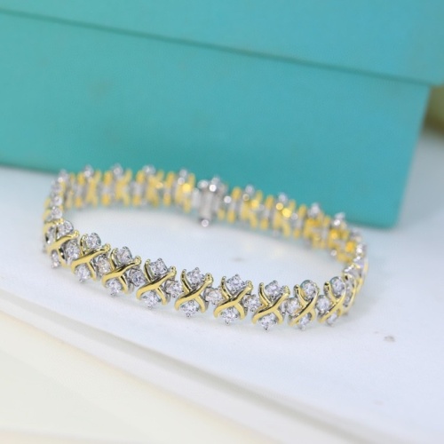 Tiffany Bracelets #1202577