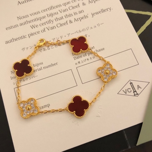Van Cleef & Arpels Bracelets For Women #1203608