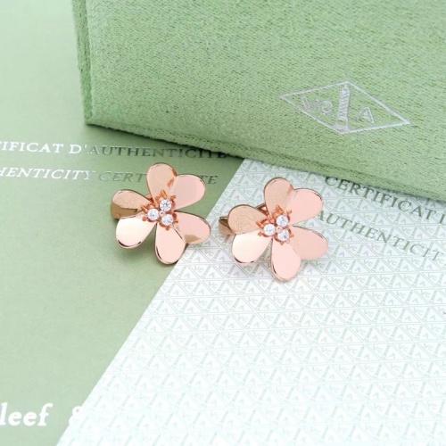 Replica Van Cleef & Arpels Earrings For Women #1204185 $27.00 USD for Wholesale