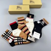 $25.00 USD Burberry Socks For Women #1201861