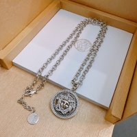 $48.00 USD Versace Necklaces #1203207