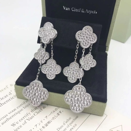 Van Cleef &amp; Arpels Earrings For Women #1204684 $39.00 USD, Wholesale Replica Van Cleef &amp; Arpels Earrings
