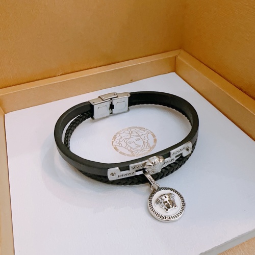Versace Bracelets #1204701 $45.00 USD, Wholesale Replica Versace Bracelets