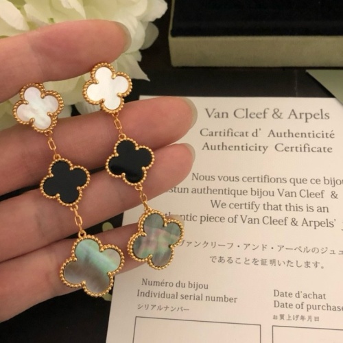 Van Cleef &amp; Arpels Earrings For Women #1205312 $40.00 USD, Wholesale Replica Van Cleef &amp; Arpels Earrings