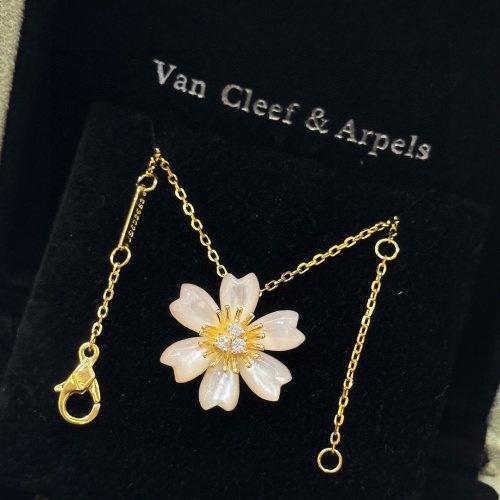 Van Cleef & Arpels Necklaces For Women #1205377