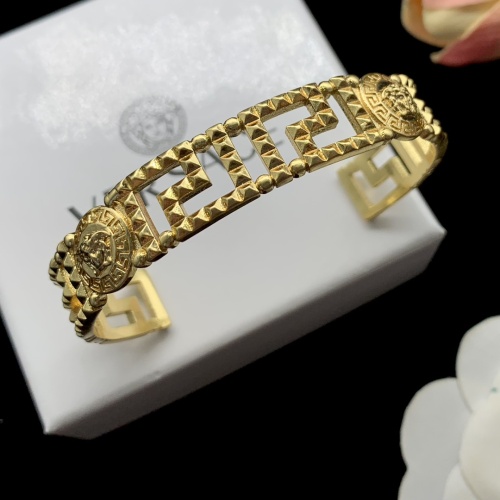 Versace Bracelets #1205543