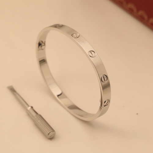 Cartier bracelets For Unisex #1205762