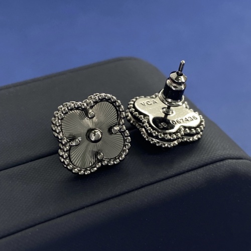 Van Cleef & Arpels Earrings For Women #1206067