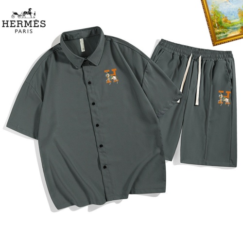 Hermes Tracksuits Short Sleeved For Men #1212057