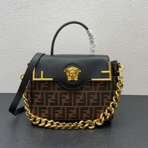 Fendi AAA Quality Tote-Handbags For Women #1212271