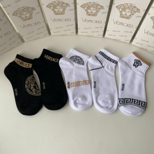 Versace Socks #1212776 $25.00 USD, Wholesale Replica Versace Socks