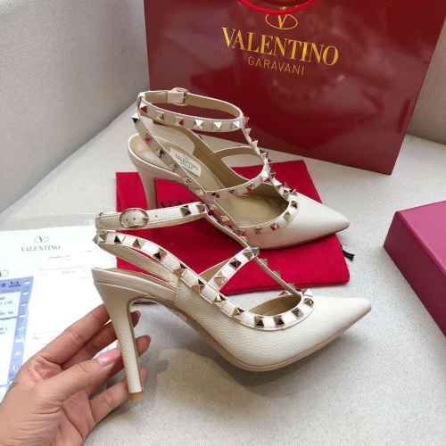 Valentino Sandal For Women #1216392 $92.00 USD, Wholesale Replica Valentino Sandal