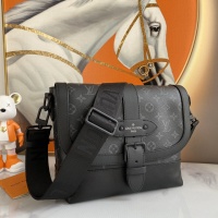 $165.00 USD Louis Vuitton AAA Man Messenger Bags #1209258