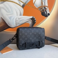 $160.00 USD Louis Vuitton AAA Man Messenger Bags #1209488