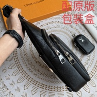 $102.00 USD Louis Vuitton AAA Man Messenger Bags #1209529