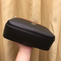 $92.00 USD Louis Vuitton AAA Man Messenger Bags #1209593