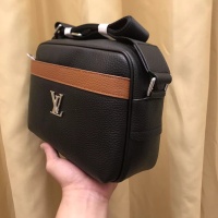$92.00 USD Louis Vuitton AAA Man Messenger Bags #1209593